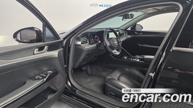 Kia K5 2023 — photo 13