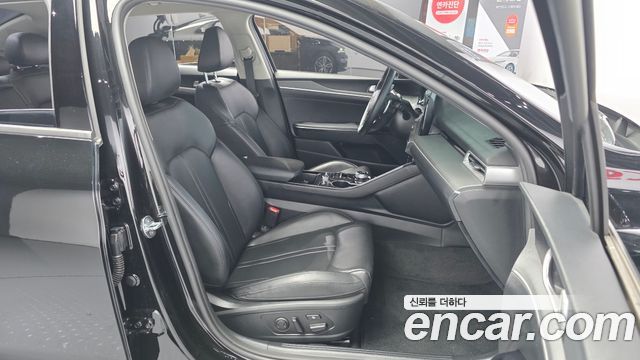 Kia K5 2023 — photo 17