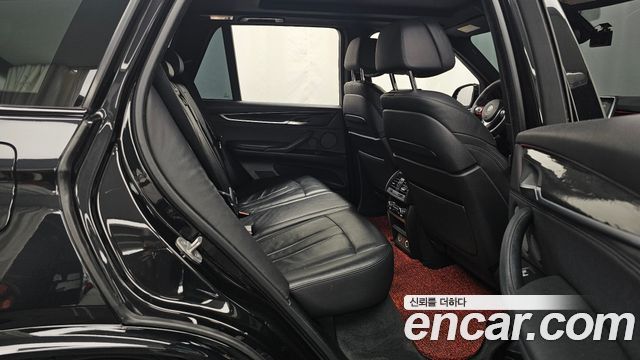 BMW X5 2015 — photo 12