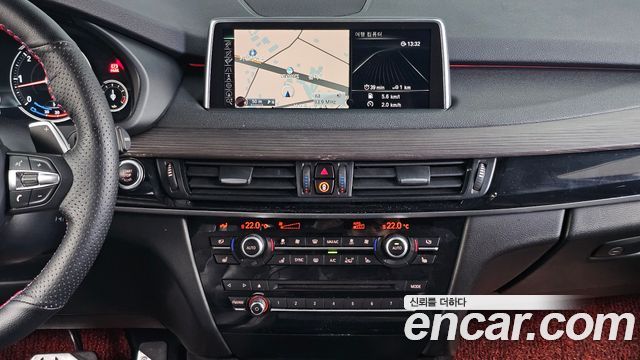 BMW X5 2015 — photo 14