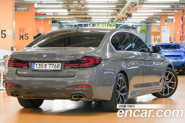 BMW 5-Series 2021 — photo 6