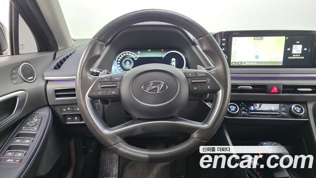Hyundai Sonata 2022 — photo 20