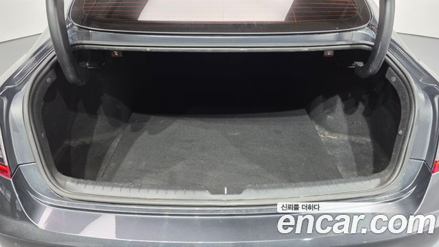 Hyundai Sonata 2022 — photo 23