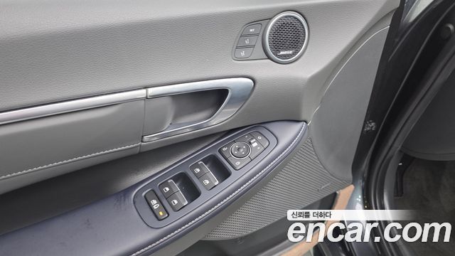 Hyundai Sonata 2022 — photo 28