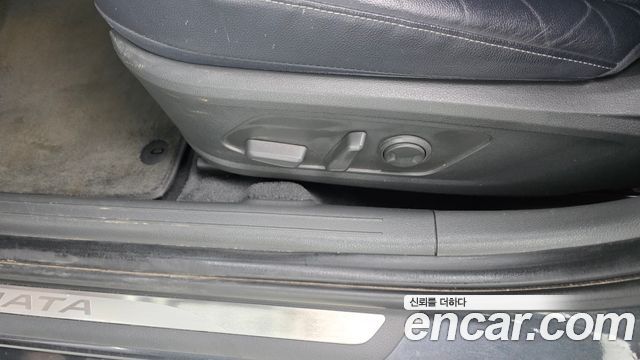 Hyundai Sonata 2022 — photo 31
