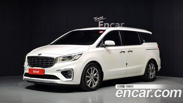 Kia Canival 2019 — photo 1