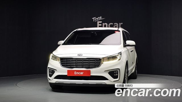 Kia Canival 2019 — photo 3