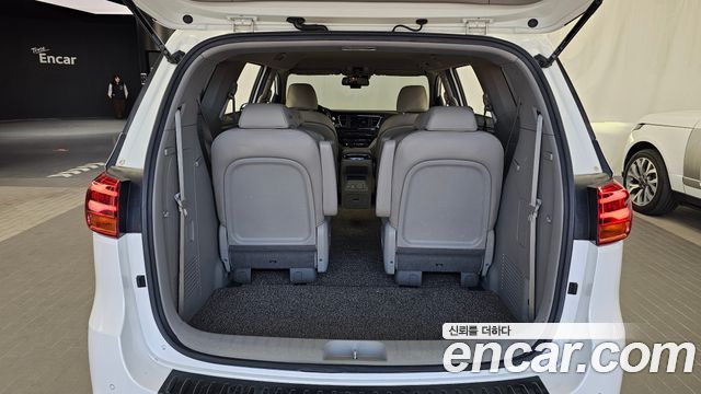 Kia Canival 2019 — photo 20