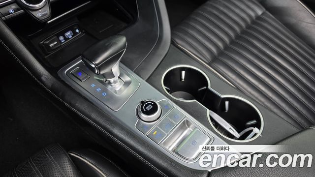 Genesis G70 2020 — photo 9