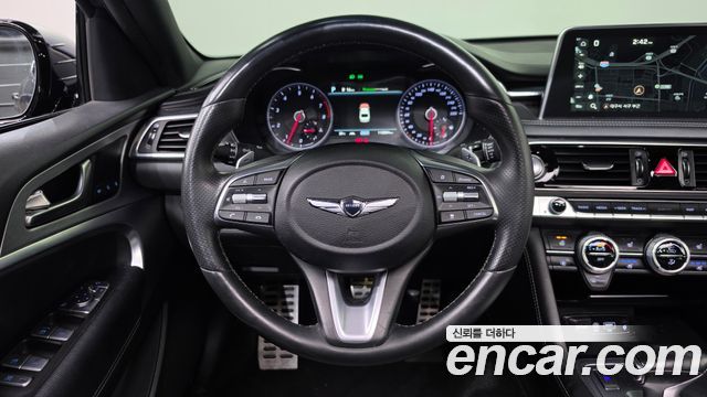 Genesis G70 2020 — photo 13