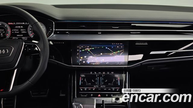 Audi A8 2024 — photo 15