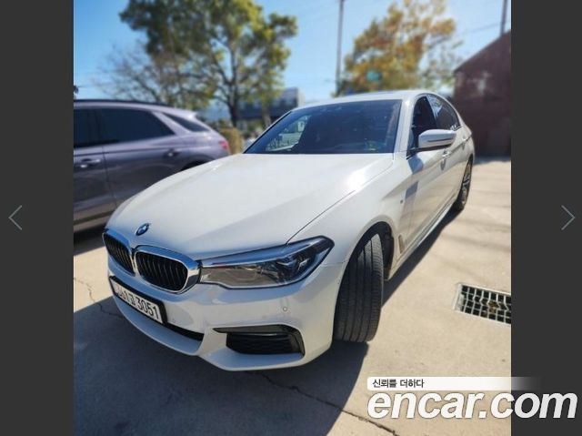 BMW 5-Series 2017 — photo 2