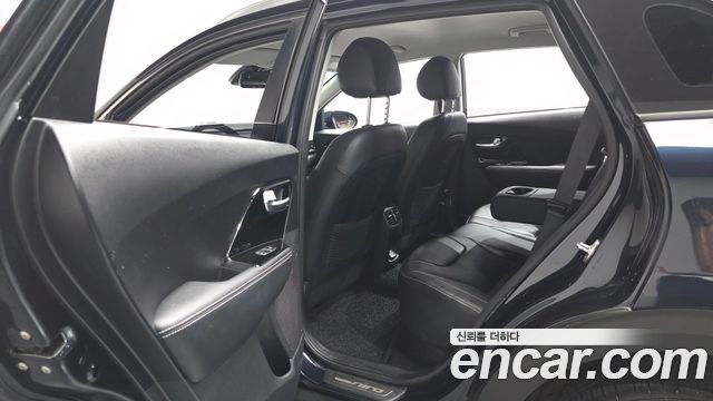 Kia Niro 2022 — photo 18