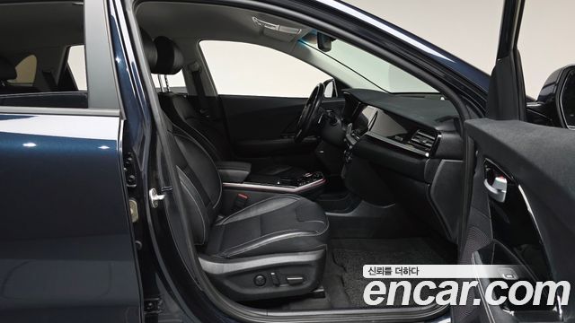 Kia Niro 2022 — photo 16