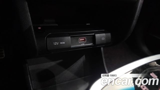 Kia Niro 2022 — photo 28