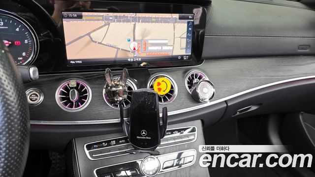 Mercedes-Benz E-Class 2018 — photo 19