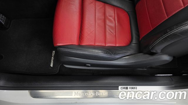 Mercedes-Benz E-Class 2018 — photo 30