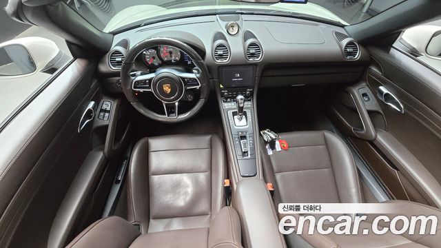 Porsche 718 2020 — photo 10
