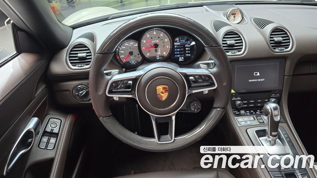 Porsche 718 2020 — photo 17