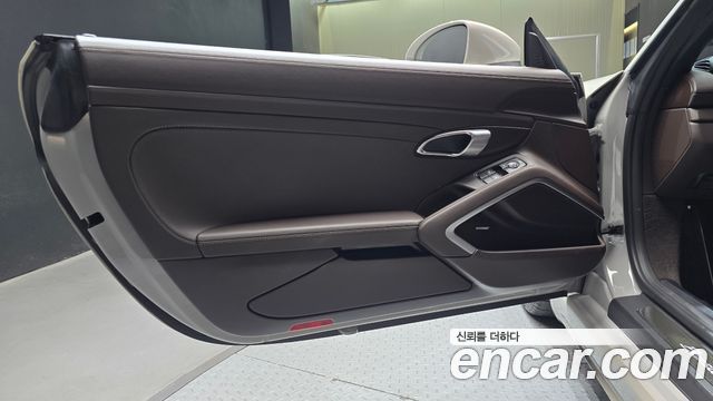 Porsche 718 2020 — photo 14