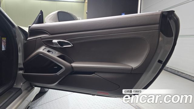 Porsche 718 2020 — photo 15