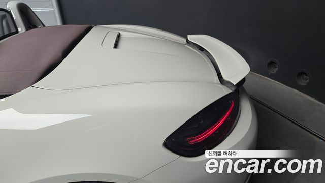 Porsche 718 2020 — photo 28