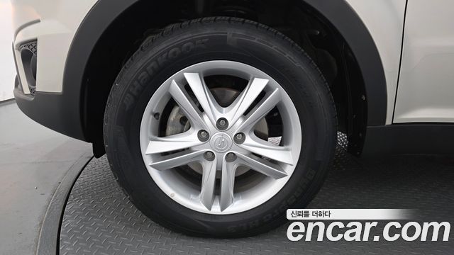 KG Mobility KORANDO 2014 — photo 5