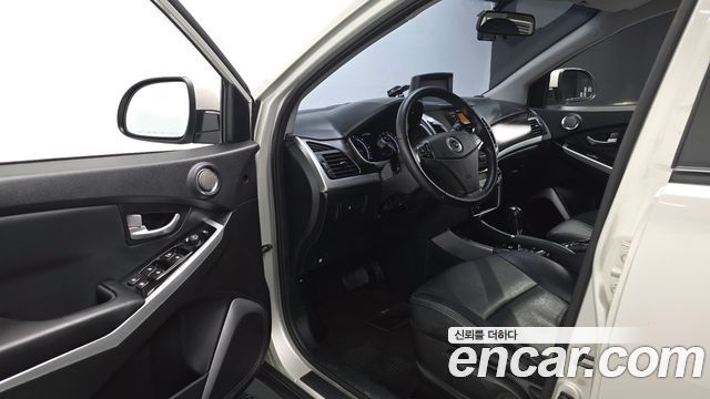 KG Mobility KORANDO 2014 — photo 13