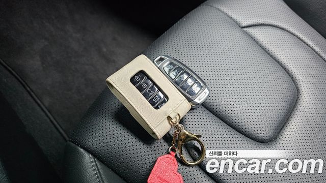 Hyundai AVANTE 2023 — photo 21