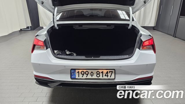Hyundai AVANTE 2023 — photo 22