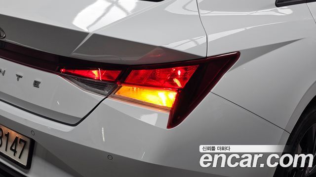Hyundai AVANTE 2023 — photo 9
