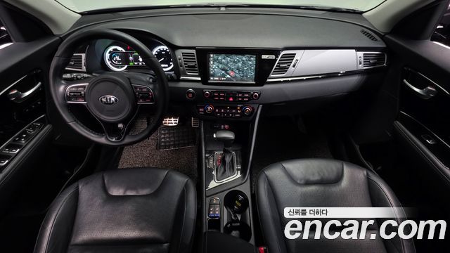 Kia Niro 2018 — photo 10