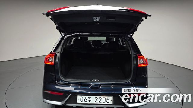 Kia Niro 2018 — photo 26