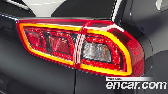 Kia Niro 2018 — photo 9