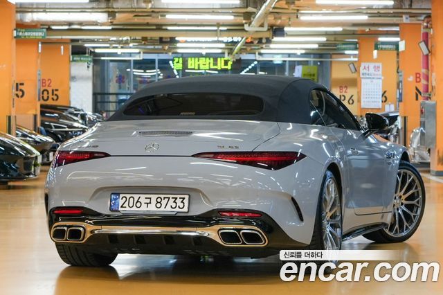 Mercedes-Benz SL-Class 2023 — photo 20
