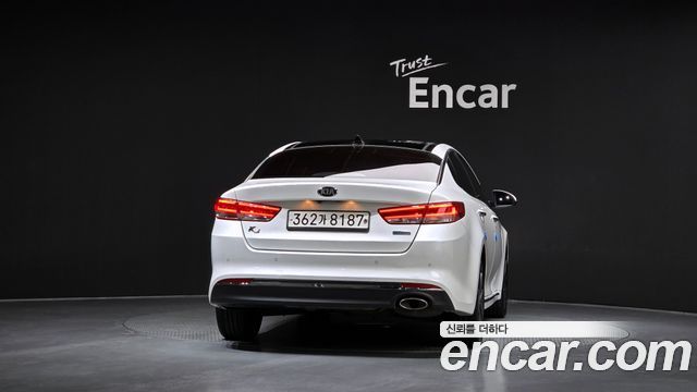 Kia K5 2016 — photo 4