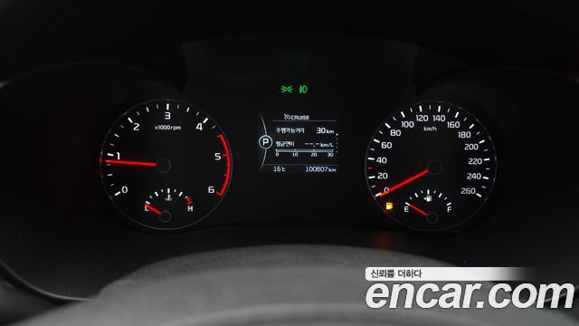 Kia K5 2016 — photo 11