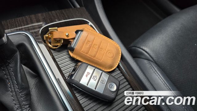 Kia K5 2016 — photo 23