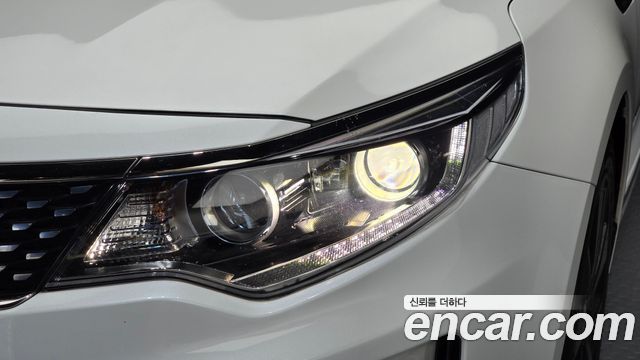 Kia K5 2016 — photo 8
