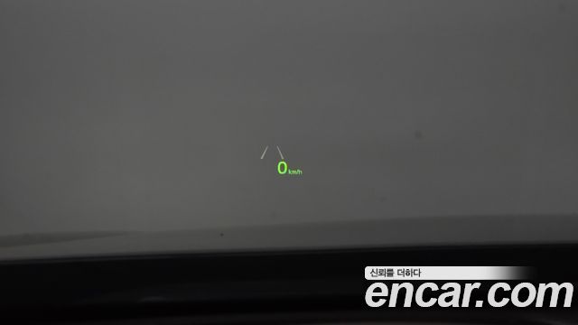 Kia K7 2018 — photo 23