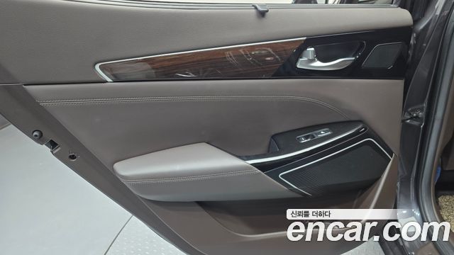 Kia K7 2018 — photo 15