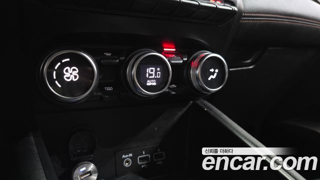 Renault Korea Captur 2020 — photo 31