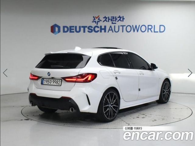 BMW 1-Series 2020 — photo 2