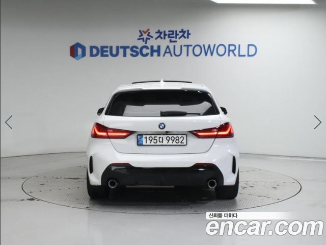 BMW 1-Series 2020 — photo 4