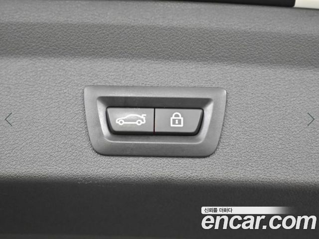 BMW 1-Series 2020 — photo 19