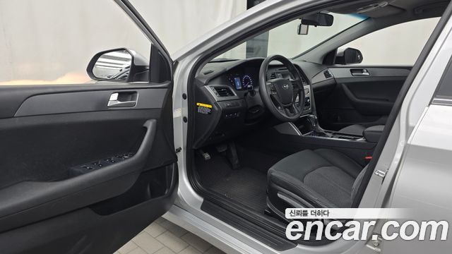 Hyundai Sonata 2017 — photo 10
