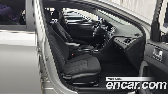 Hyundai Sonata 2017 — photo 11