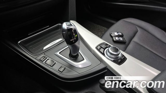 BMW 3-Series 2013 — photo 9