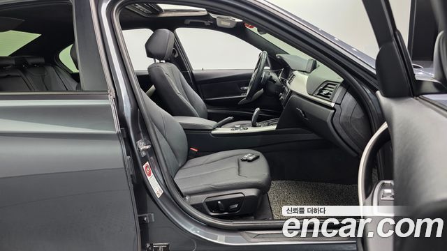 BMW 3-Series 2013 — photo 11