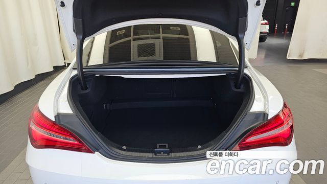 Mercedes-Benz CLA-Class 2018 — photo 26